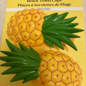 Pineapple Beach Towel Clips, 2ct.
